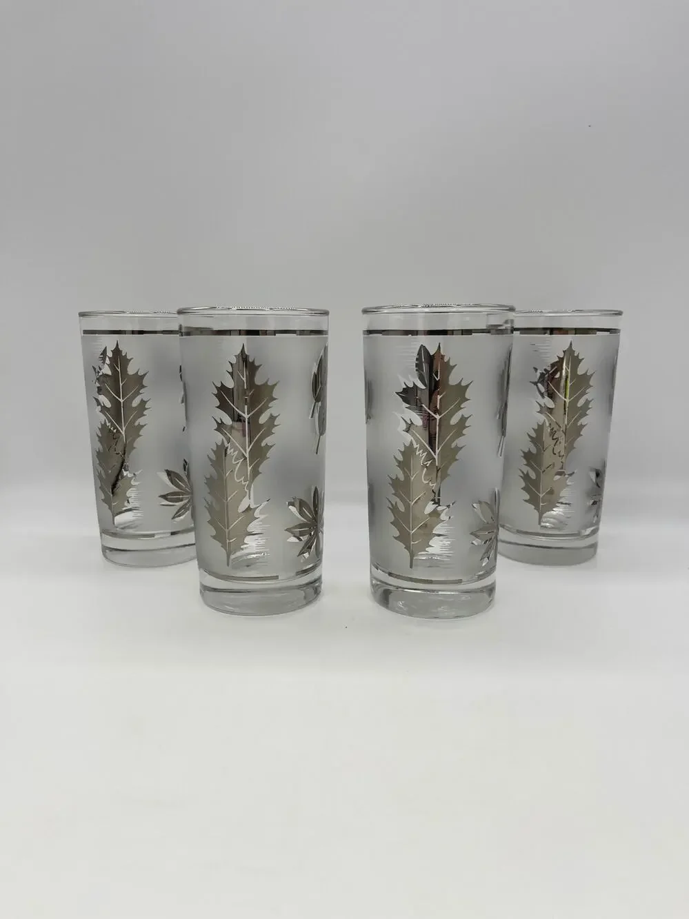 Set of 4 Libbey Frosted Silver Foliage Glass Tumblers